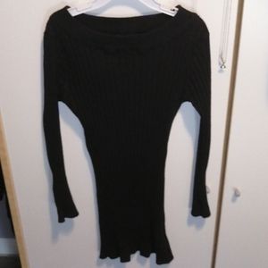 Black ribbed top